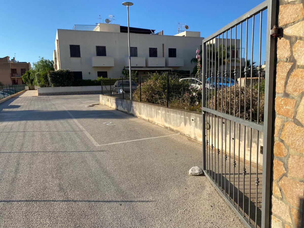 Case Vacanza Cristina Site In Antico Baglio E In Via Abruzzi N 161 Сан-Віто-Ло-Капо Екстер'єр фото