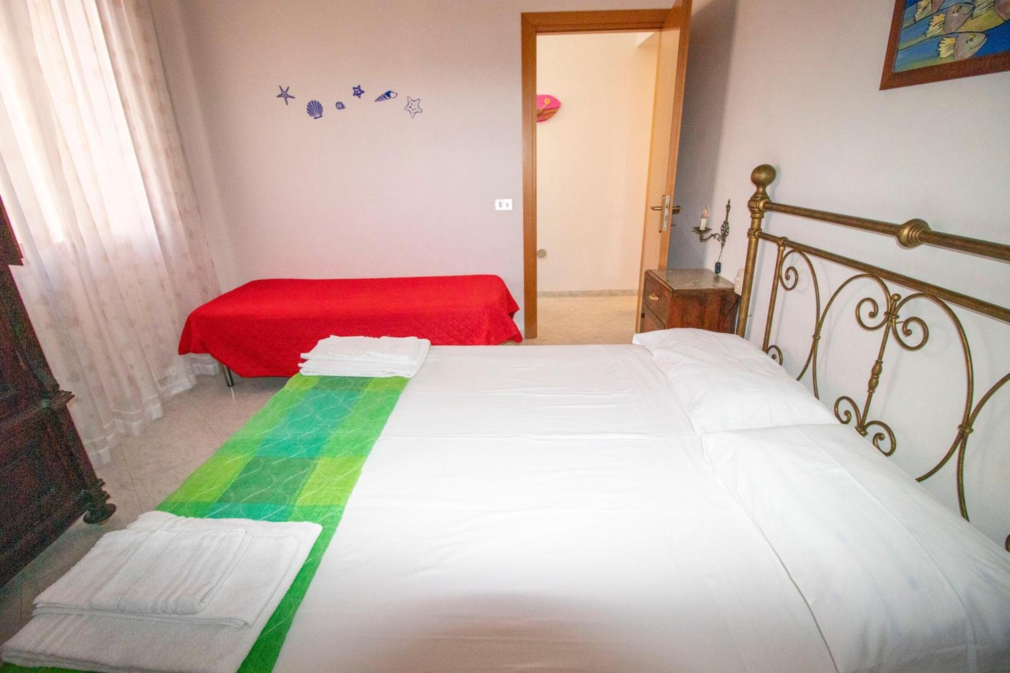 Case Vacanza Cristina Site In Antico Baglio E In Via Abruzzi N 161 Сан-Віто-Ло-Капо Екстер'єр фото