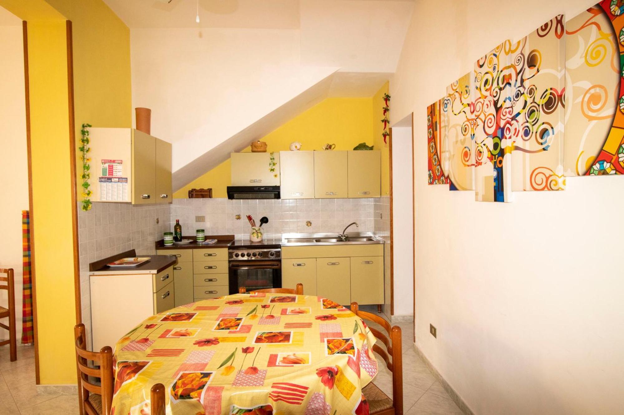 Case Vacanza Cristina Site In Antico Baglio E In Via Abruzzi N 161 Сан-Віто-Ло-Капо Екстер'єр фото