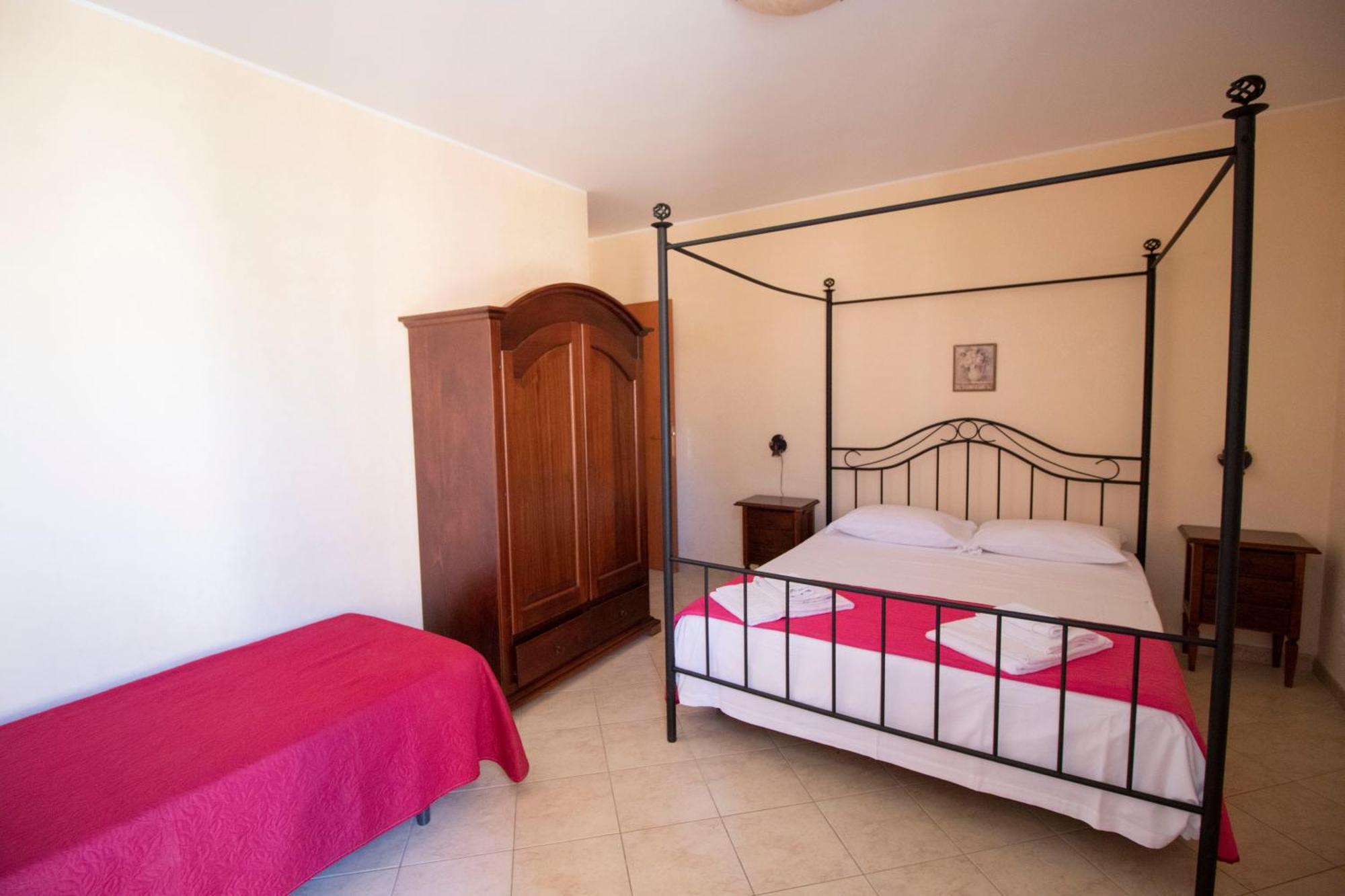 Case Vacanza Cristina Site In Antico Baglio E In Via Abruzzi N 161 Сан-Віто-Ло-Капо Екстер'єр фото
